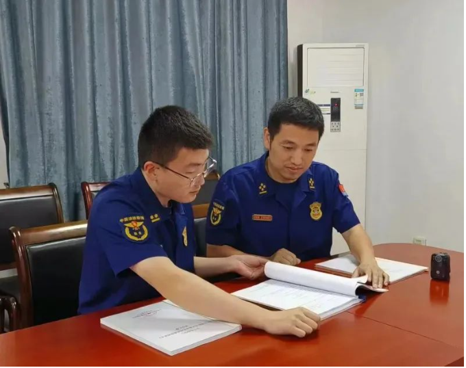 珠海單位消防設施維護保養(yǎng)項目信息公示欄竟然是維保機構PS的，罰12萬！